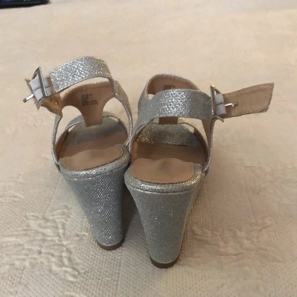 Rampage beautiful strap